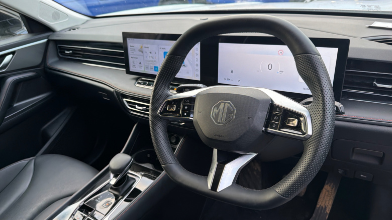 MG HS 1.5 T-GDI Trophy 5dr DCT Petrol Hatchback